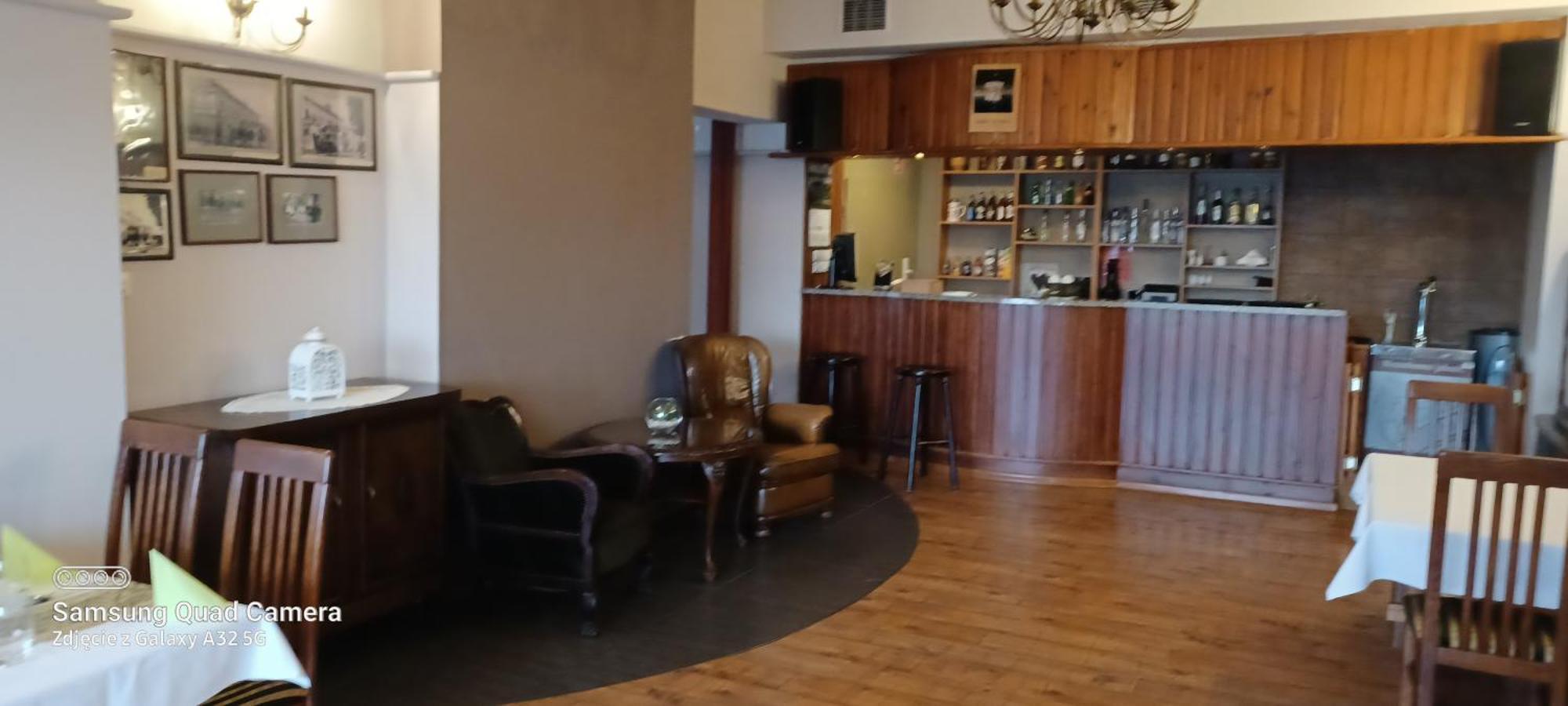 Wielkopolanka Pokoje Goscinne I Restauracja Ходзеж Экстерьер фото